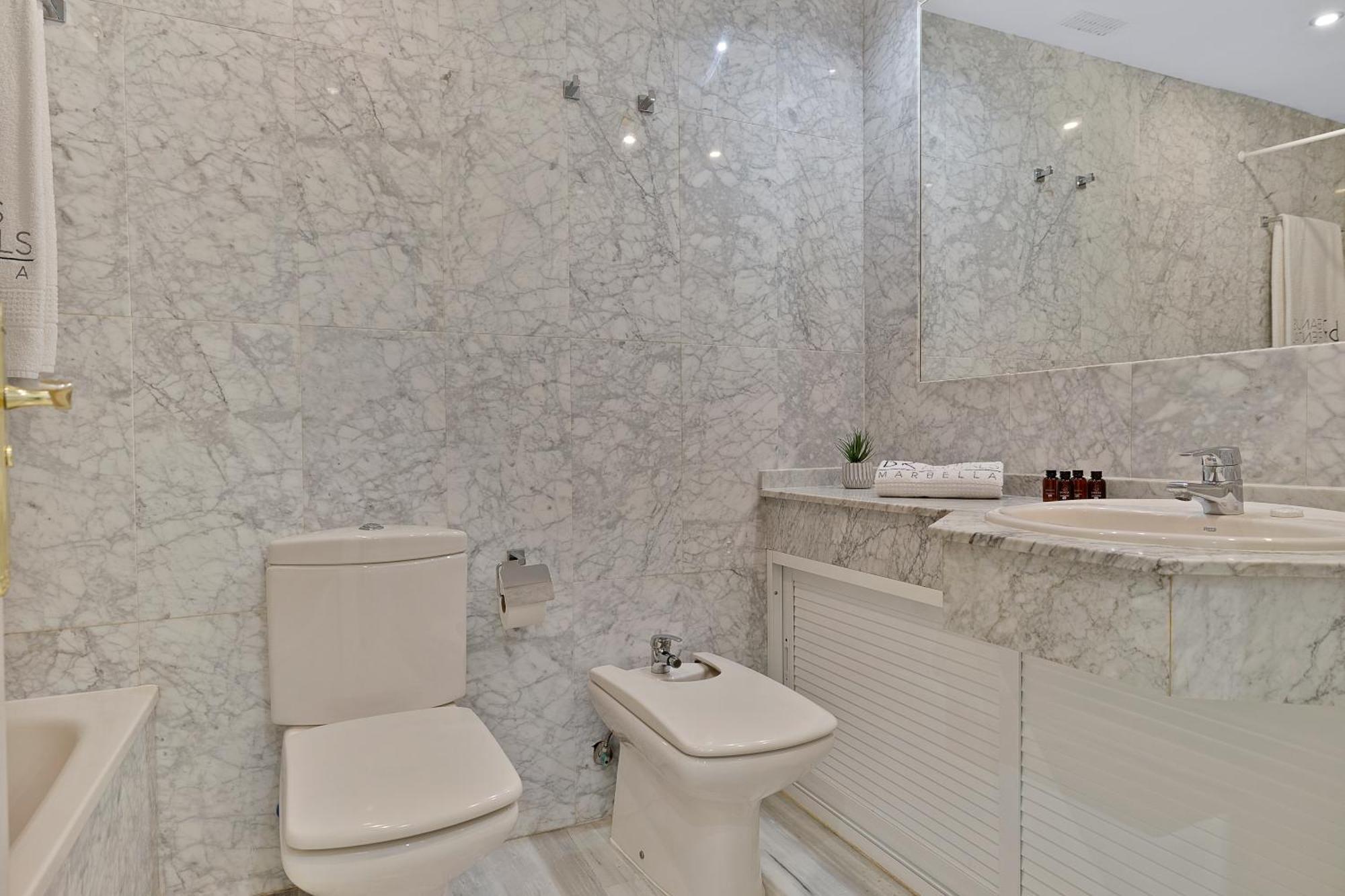 2 Bedroom Apartment In Medina Garden - Puerto Banus Марбелья Екстер'єр фото